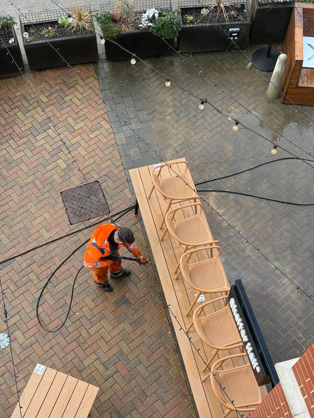 edd230e3-8e06-407d-bc85-b6cd6e25cedc